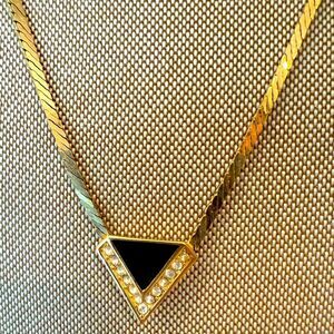 CHRISTIAN DIOR VINTAGE GOLD TONE W/RHINESTONE & ENAMEL CHEVRON NECKLACE 9-11”